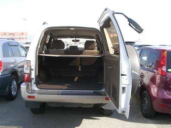 2002 Toyota Land Cruiser Prado Photos