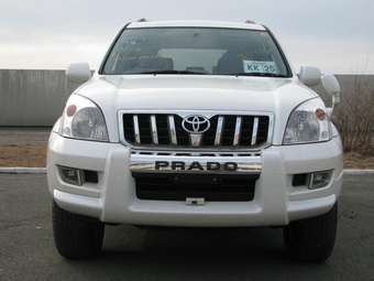 2002 Toyota Land Cruiser Prado Pictures