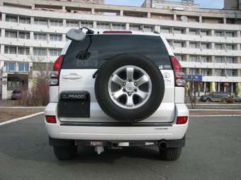 2002 Toyota Land Cruiser Prado Pics