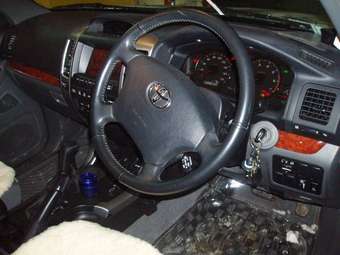 2002 Toyota Land Cruiser Prado Pictures