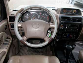 2002 Toyota Land Cruiser Prado Pictures