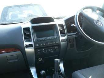 2002 Toyota Land Cruiser Prado Pictures