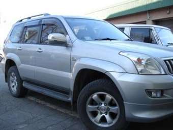 2002 Toyota Land Cruiser Prado Pics