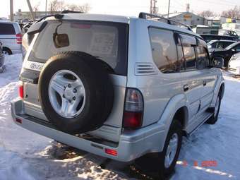 2002 Toyota Land Cruiser Prado Pictures