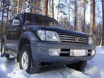 2002 Toyota Land Cruiser Prado Pictures