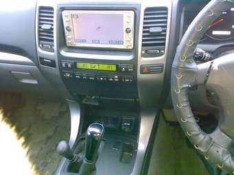 2002 Toyota Land Cruiser Prado Pictures