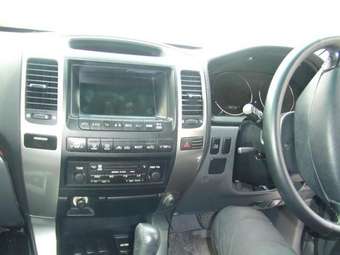 2002 Toyota Land Cruiser Prado Pictures