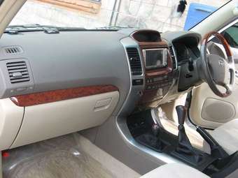 2002 Toyota Land Cruiser Prado Photos