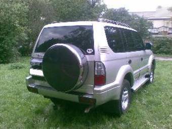 2002 Toyota Land Cruiser Prado Pics