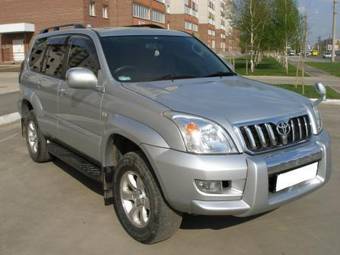 2002 Toyota Land Cruiser Prado Pictures