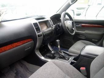 2002 Toyota Land Cruiser Prado Pictures