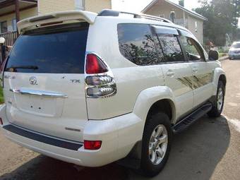 2002 Toyota Land Cruiser Prado Pictures