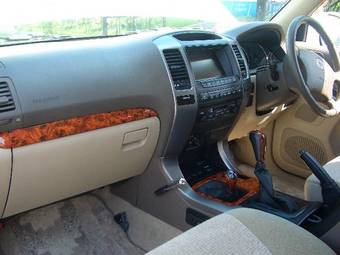 2002 Toyota Land Cruiser Prado Pictures