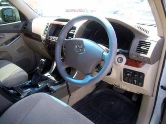 2002 Toyota Land Cruiser Prado Pictures