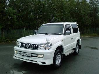 2002 Toyota Land Cruiser Prado Pics