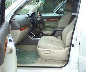 2002 Toyota Land Cruiser Prado Photos