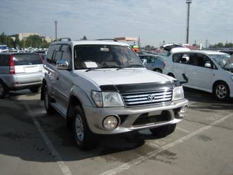 2002 Toyota Land Cruiser Prado Pictures