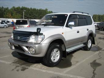 2002 Toyota Land Cruiser Prado Pictures