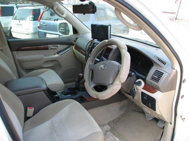 2003 Toyota Land Cruiser Prado