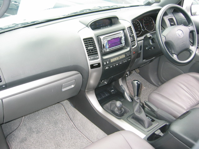 2003 Toyota Land Cruiser Prado Pictures