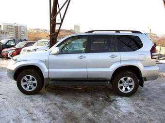 2003 Toyota Land Cruiser Prado Pics