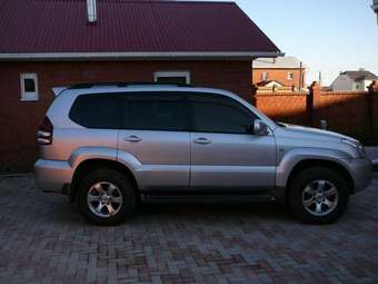 2003 Toyota Land Cruiser Prado Photos