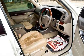 2003 Toyota Land Cruiser Prado Pictures