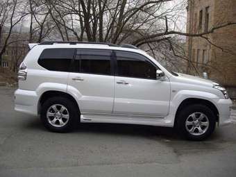 2003 Toyota Land Cruiser Prado Pictures