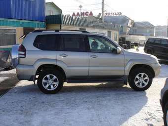 2003 Toyota Land Cruiser Prado Images