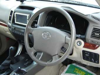 2003 Toyota Land Cruiser Prado Pics