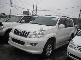 2003 Toyota Land Cruiser Prado Images