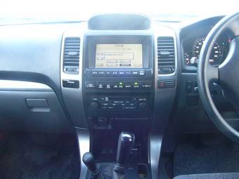 2003 Toyota Land Cruiser Prado Photos