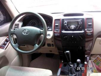 2003 Toyota Land Cruiser Prado Pictures