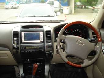 2003 Toyota Land Cruiser Prado Pictures