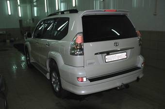 2003 Toyota Land Cruiser Prado Images