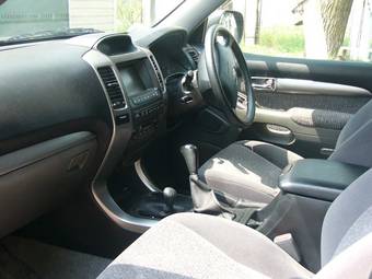 2003 Toyota Land Cruiser Prado Pics