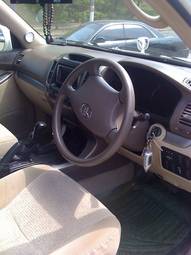 2003 Toyota Land Cruiser Prado Pictures