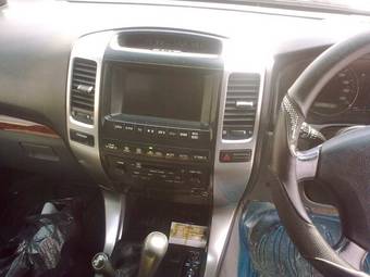 2003 Toyota Land Cruiser Prado Images