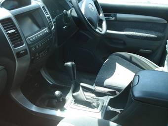 2003 Toyota Land Cruiser Prado Pics