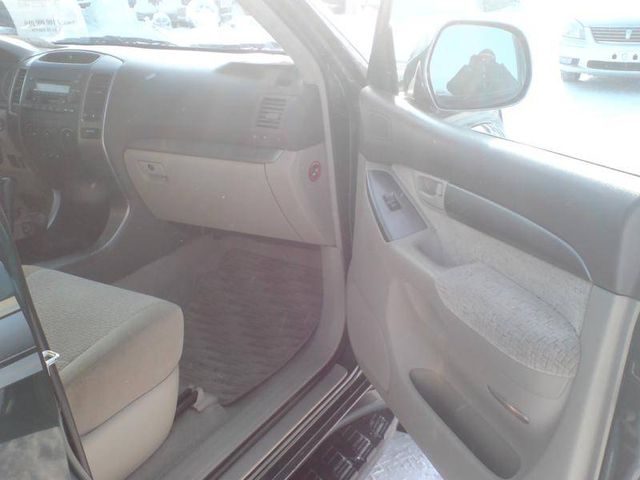 2004 Toyota Land Cruiser Prado