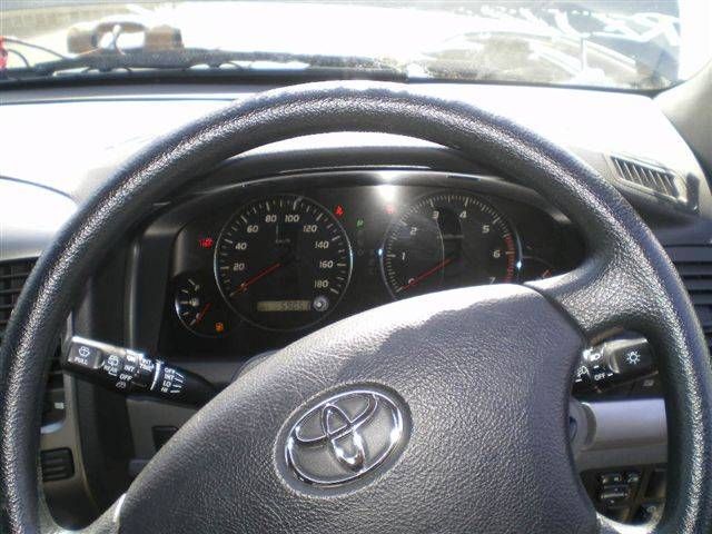 2004 Toyota Land Cruiser Prado