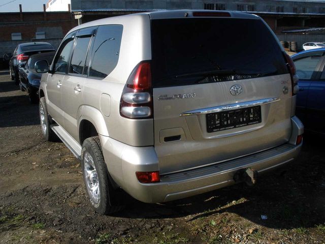 2004 Toyota Land Cruiser Prado