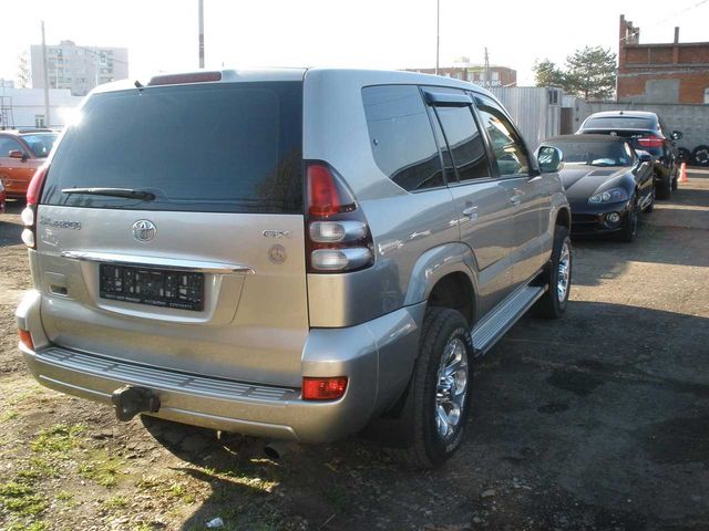 2004 Toyota Land Cruiser Prado