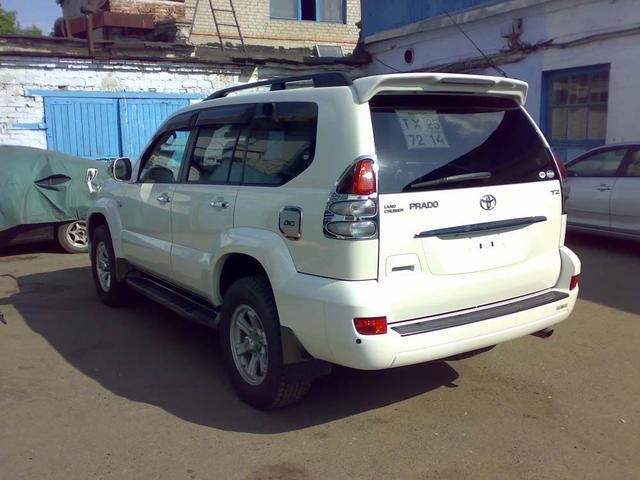 2004 Toyota Land Cruiser Prado