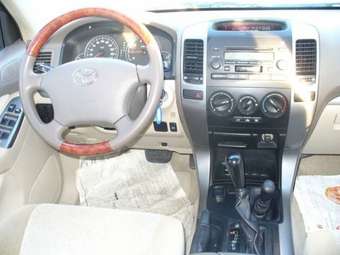 2004 Toyota Land Cruiser Prado Photos