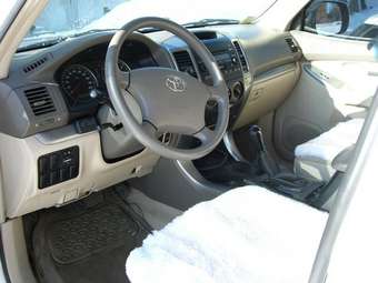 2004 Toyota Land Cruiser Prado Pictures
