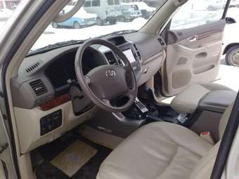 2004 Toyota Land Cruiser Prado Pictures