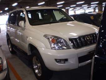 2004 Toyota Land Cruiser Prado Photos