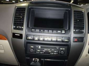 2004 Toyota Land Cruiser Prado Pictures