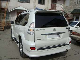 2004 Toyota Land Cruiser Prado Photos